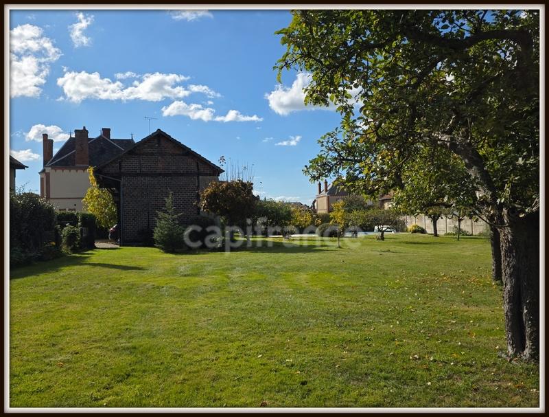 Maison bourgeoise - 266 m² - 10 pièces