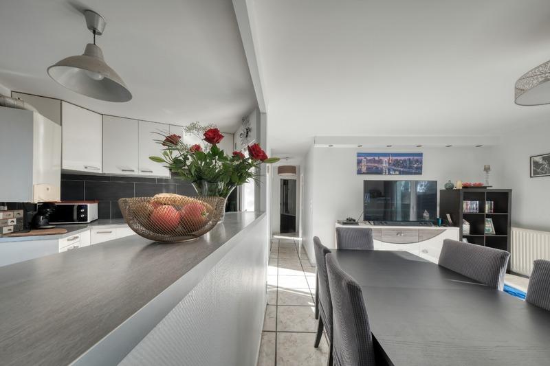 Appartement - 81 m² - 4 pièces