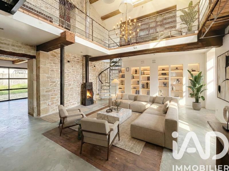 Maison de village - 200 m² - 7 pièces