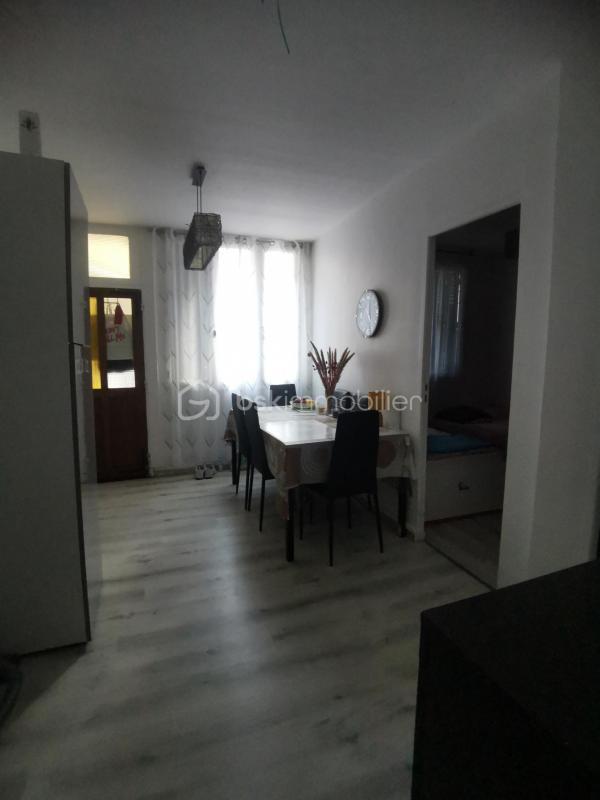 Immeuble - 180 m² - 8 pièces