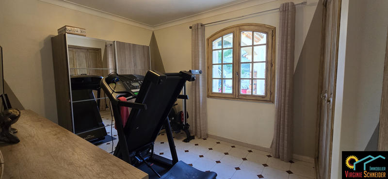 Maison - 160 m² - 8 pièces