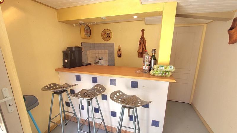 Maison - 180 m² - 7 pièces