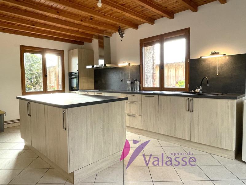 Maison - 274 m² - 7 pièces