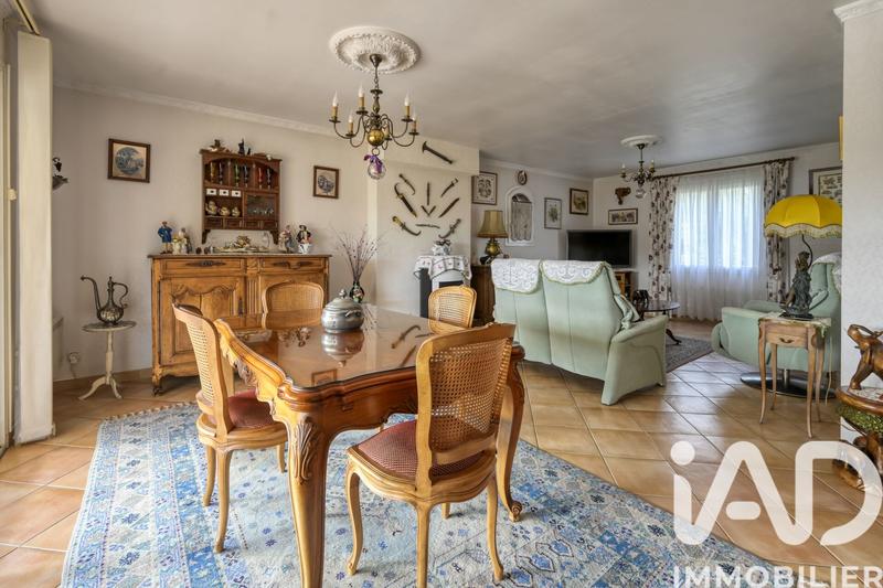 Maison - 168 m² - 6 pièces