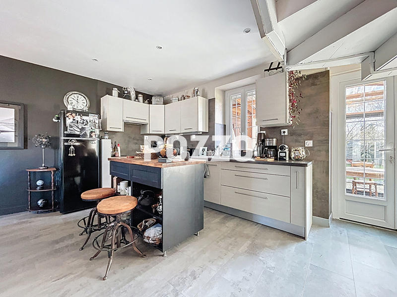 Maison - 110 m² - 5 pièces