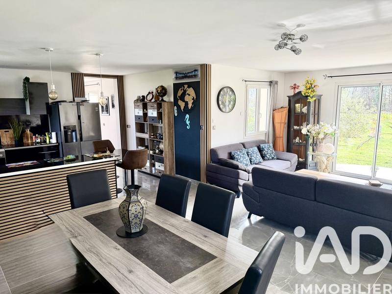 Maison - 130 m² - 5 pièces