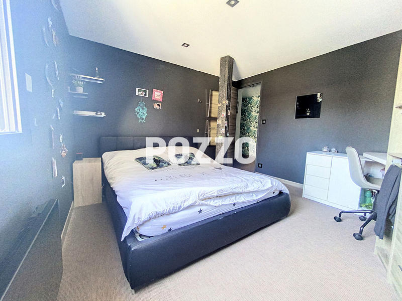 Maison - 138 m² - 5 pièces