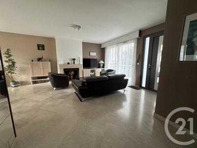 Pavillon - 170 m² - 6 pièces