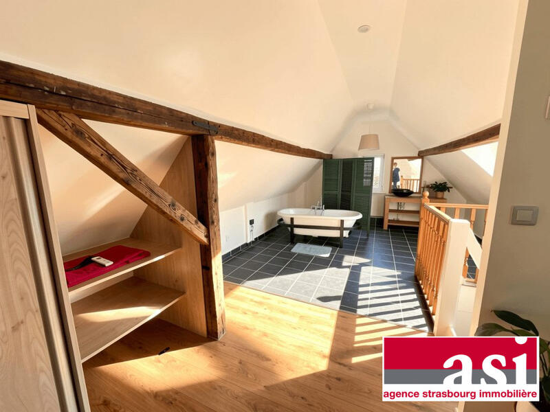 Maison traditionnelle - 117 m² - 4 pièces