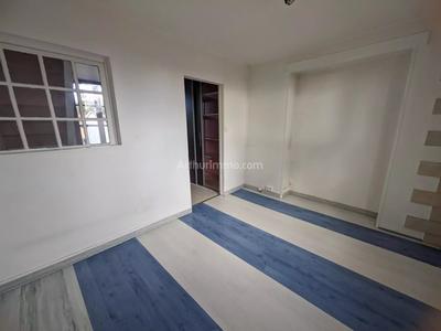 Maison - 137 m² - 5 pièces