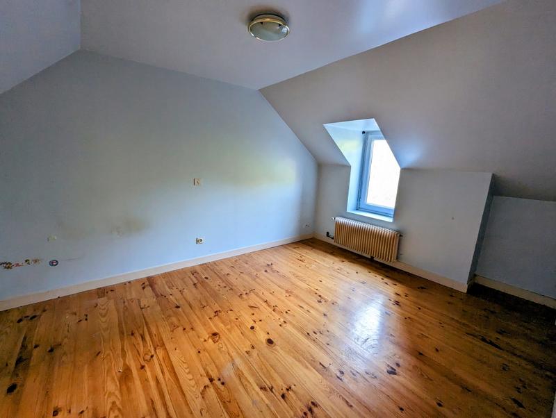 Maison - 80 m² - 7 pièces