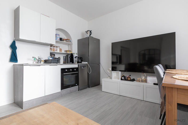 Maison - 162 m² - 9 pièces