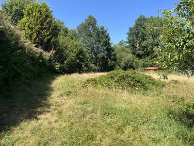 Terrain constructible - 552 m²