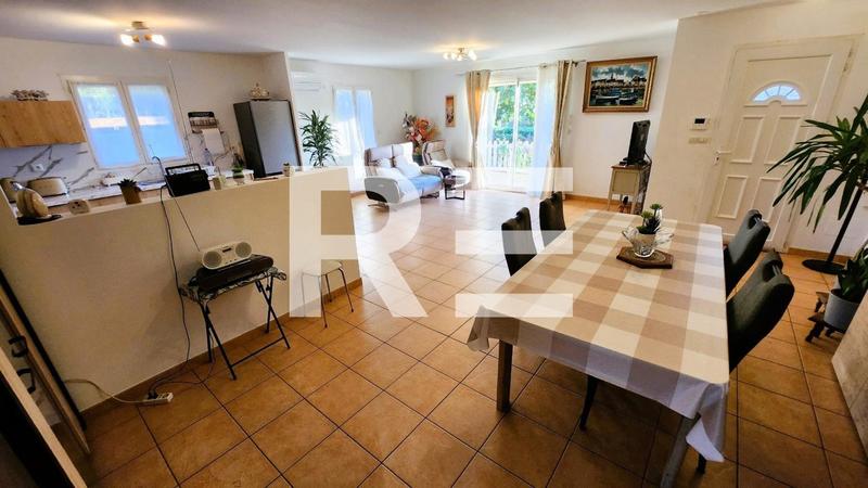 Villa - 100 m² - 4 pièces