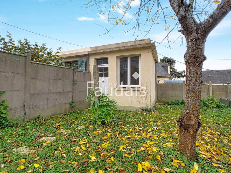 Maison - 104 m² - 5 pièces