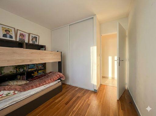 Appartement - 101 m² - 4 pièces