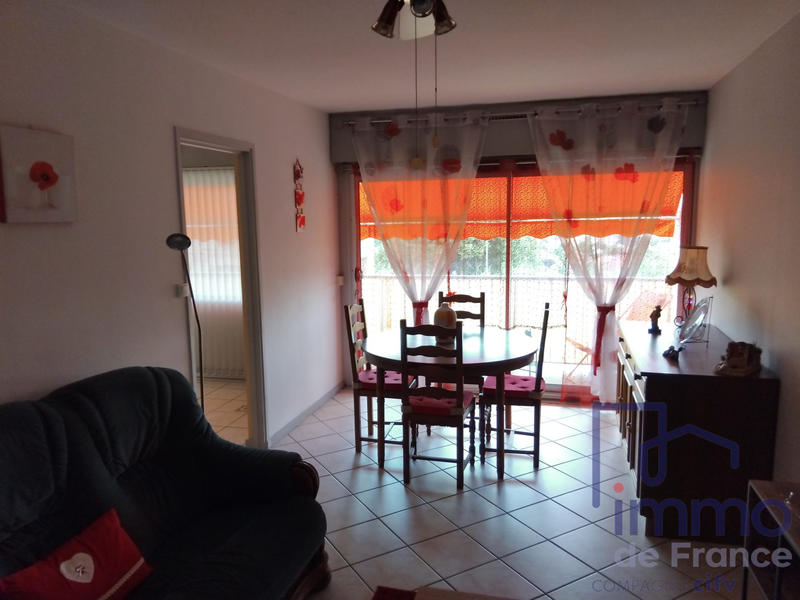 Appartement - 65 m² - 4 pièces