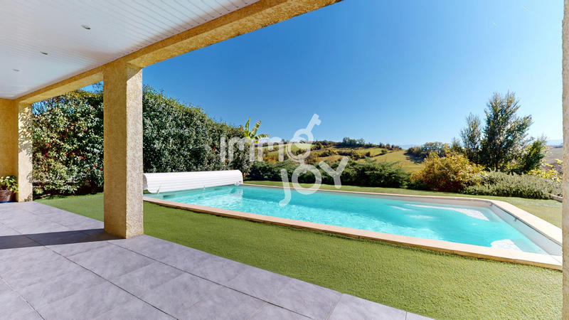 Maison - 164 m² - 6 pièces