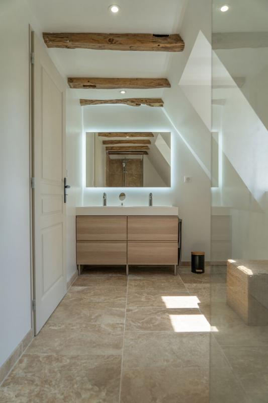 Maison - 326 m² - 13 pièces