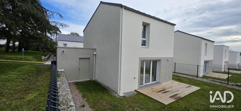 Maison - 95 m² - 4 pièces