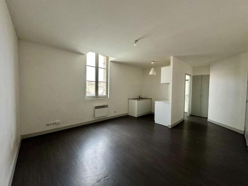 Studio - 27 m² - 1 pièce