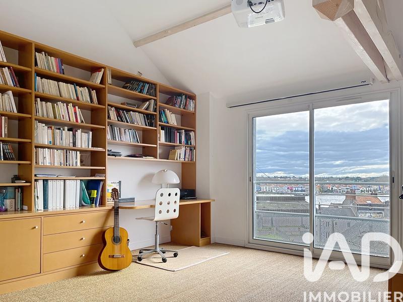 Maison - 151 m² - 6 pièces