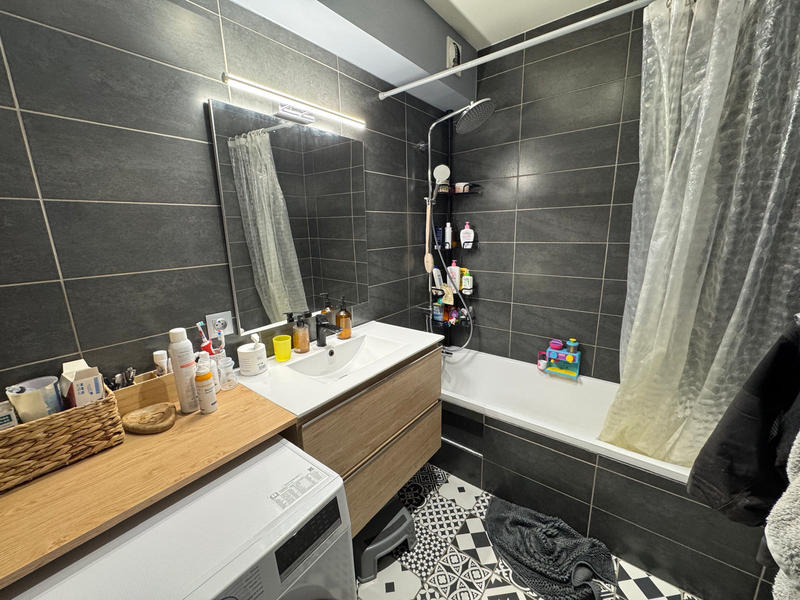 Appartement - 70 m² - 3 pièces