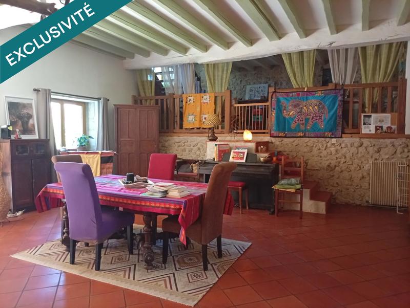 Maison - 248 m² - 9 pièces