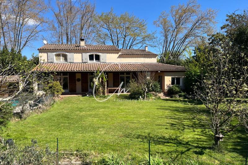 Maison - 168 m² - 6 pièces