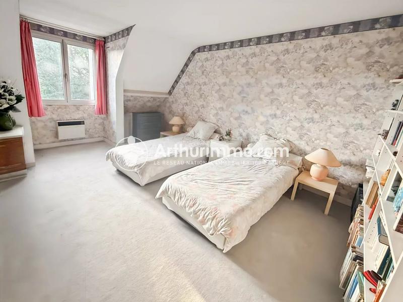 Maison - 161 m² - 6 pièces