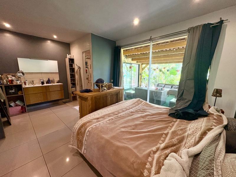 Maison - 120 m² - 2 pièces