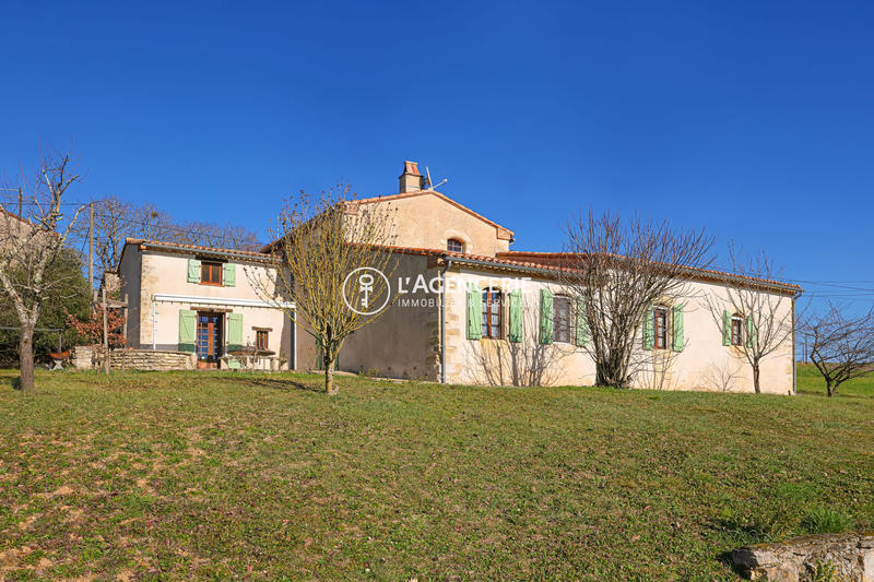 Maison - 190 m² - 6 pièces