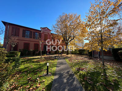 Local d'activité / Entrepôt - 58 m² - 4 pièces