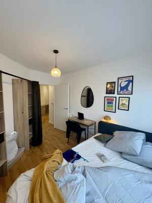Chambre - 19 m² - 5 pièces