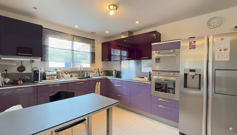 Maison - 144 m² - 5 pièces