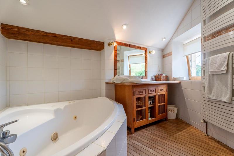 Maison - 212 m² - 5 pièces