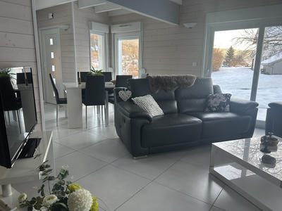 Villa - 100 m² - 5 pièces