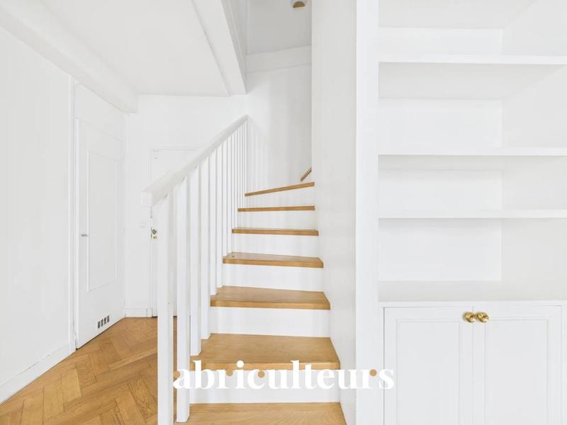 Appartement ancien - 86 m² - 5 pièces