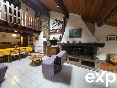 Maison traditionnelle - 67 m² - 3 pièces