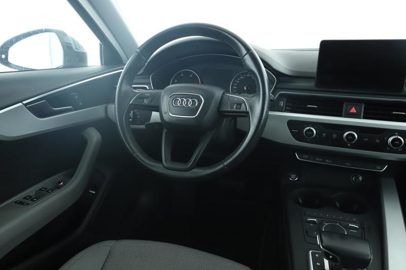Audi A4 Avant 2.0 Tdi Ultra Business Line s tronic 150 ch