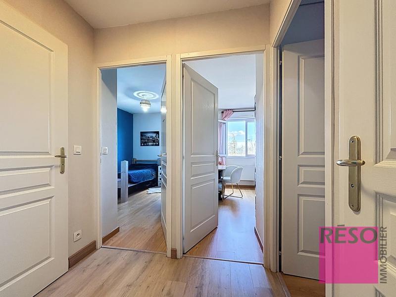 Appartement - 82 m² - 4 pièces