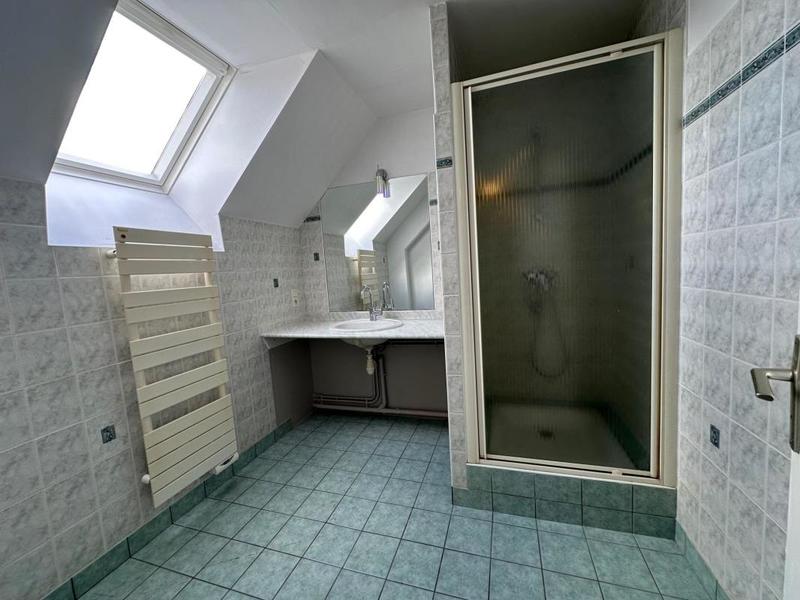 Corps de ferme - 185 m² - 8 pièces