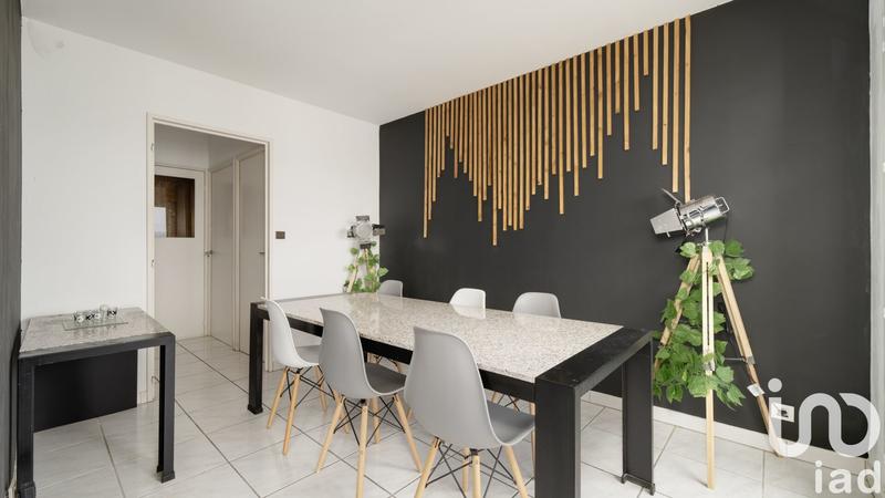 Appartement - 82 m² - 5 pièces