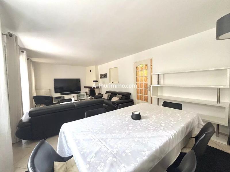 Maison - 102 m² - 4 pièces