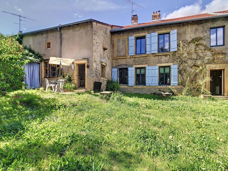 Maison - 264 m² - 7 pièces