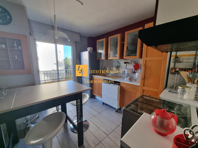 Appartement - 95 m² - 4 pièces