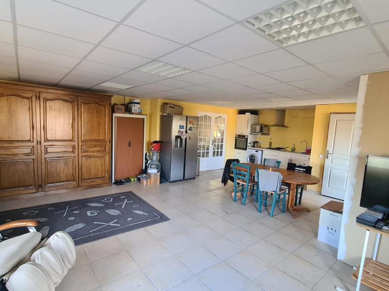 Bureau - 465 m² - 7 pièces