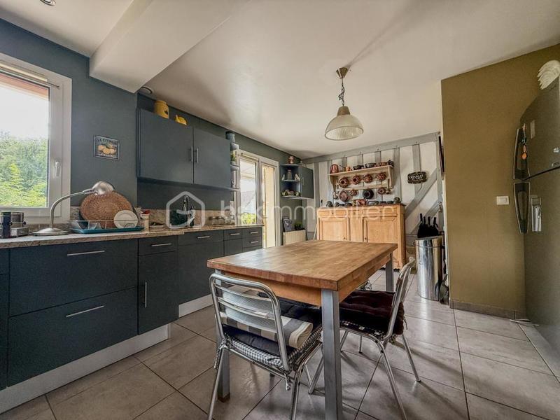 Propriété - 167 m² - 6 pièces