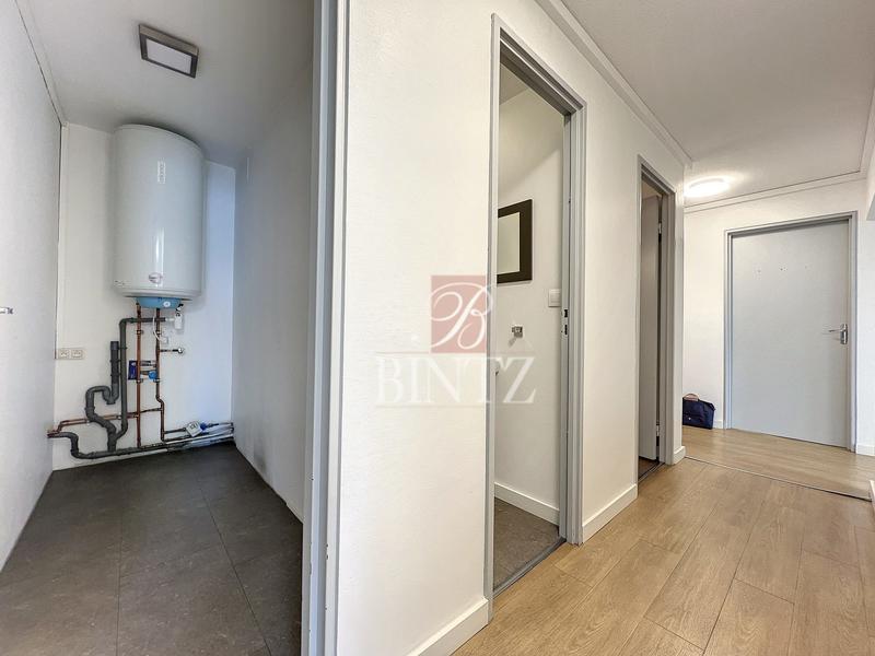 Local d'activités - 89 m² - 4 pièces