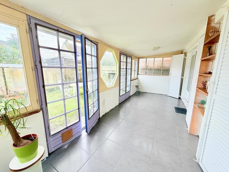 Maison - 94 m² - 5 pièces